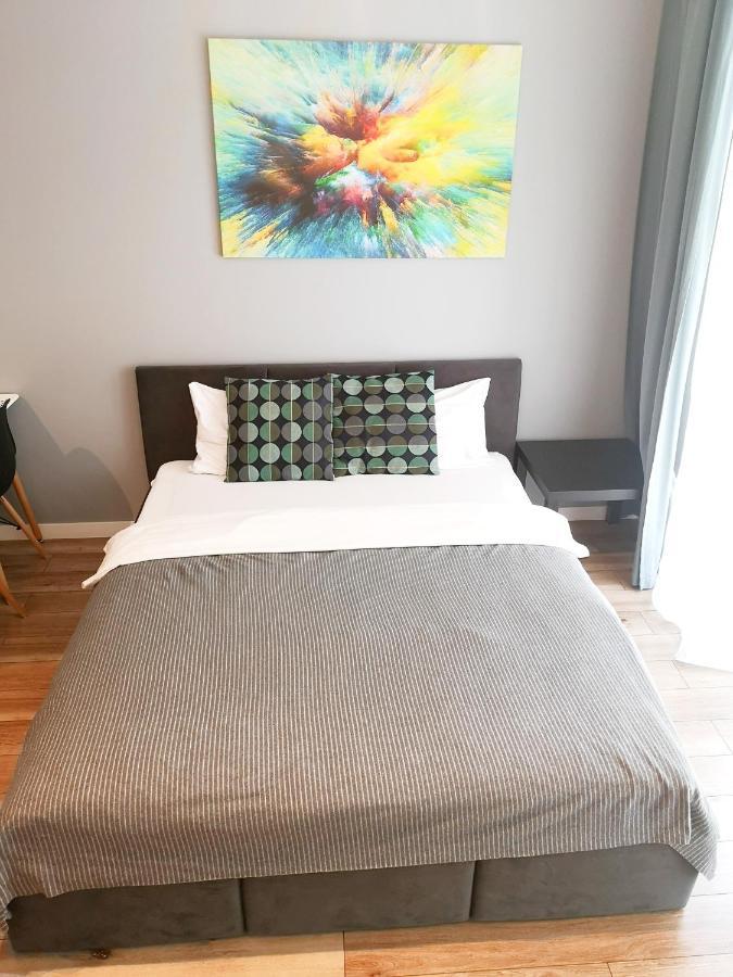 Novum Apartment With Parking Krakow Luaran gambar