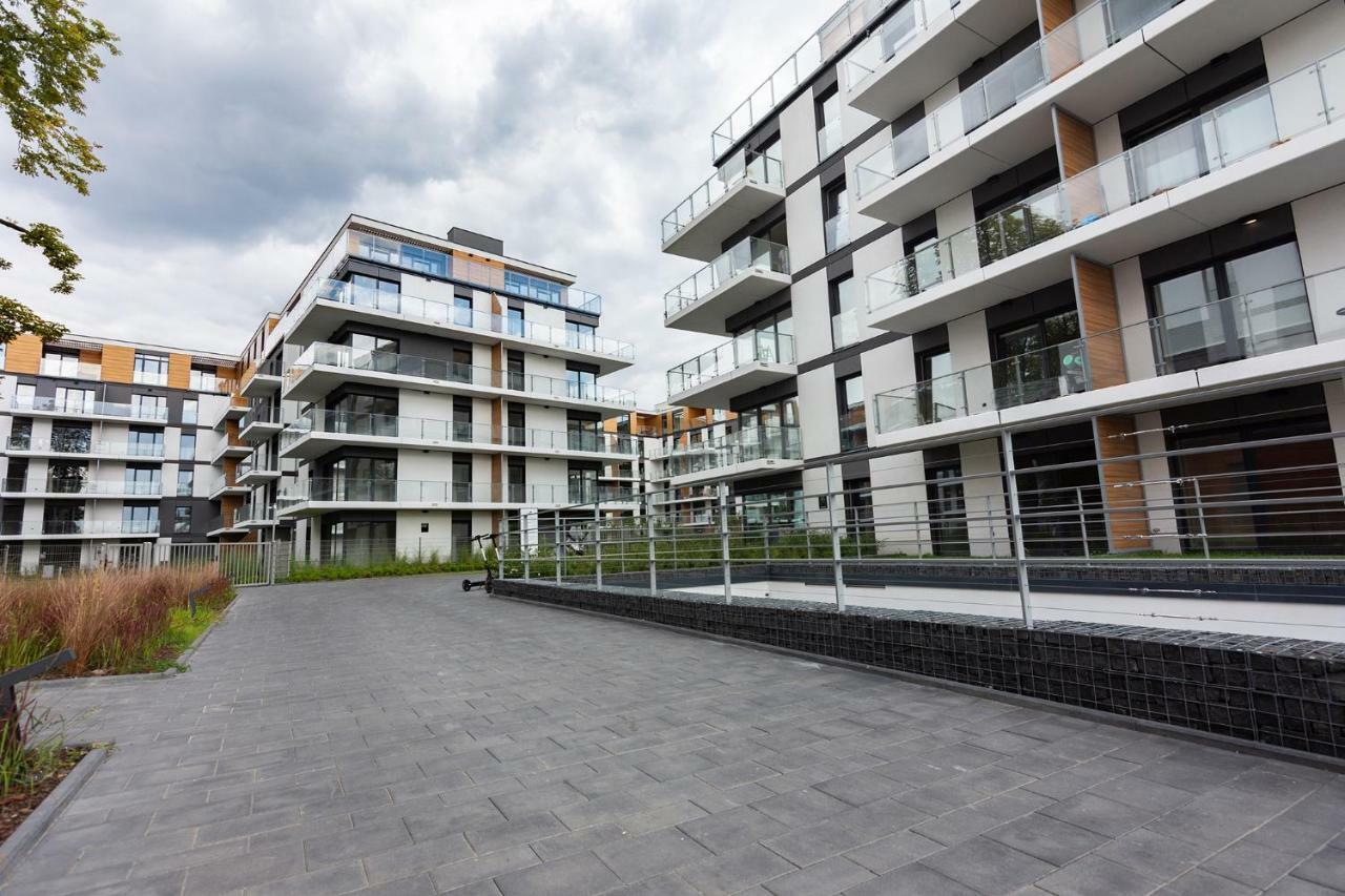 Novum Apartment With Parking Krakow Luaran gambar