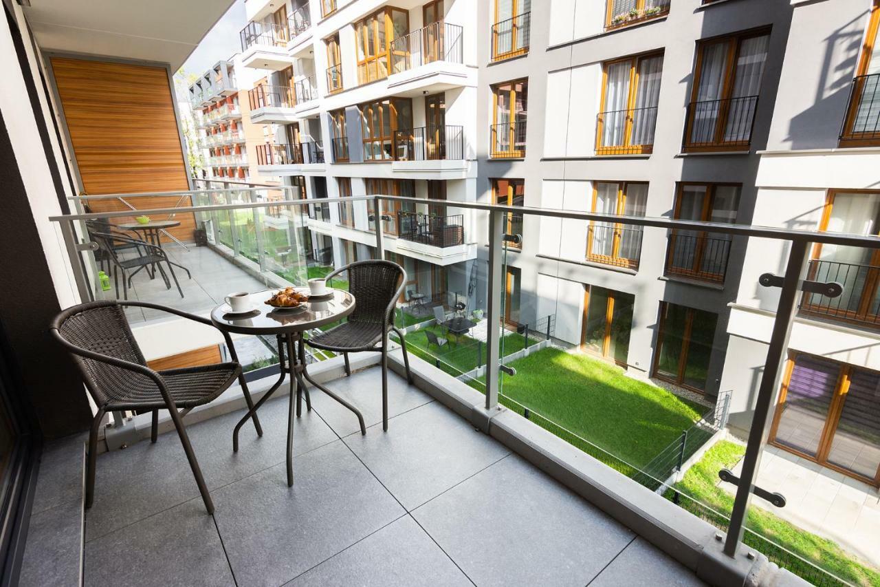Novum Apartment With Parking Krakow Luaran gambar